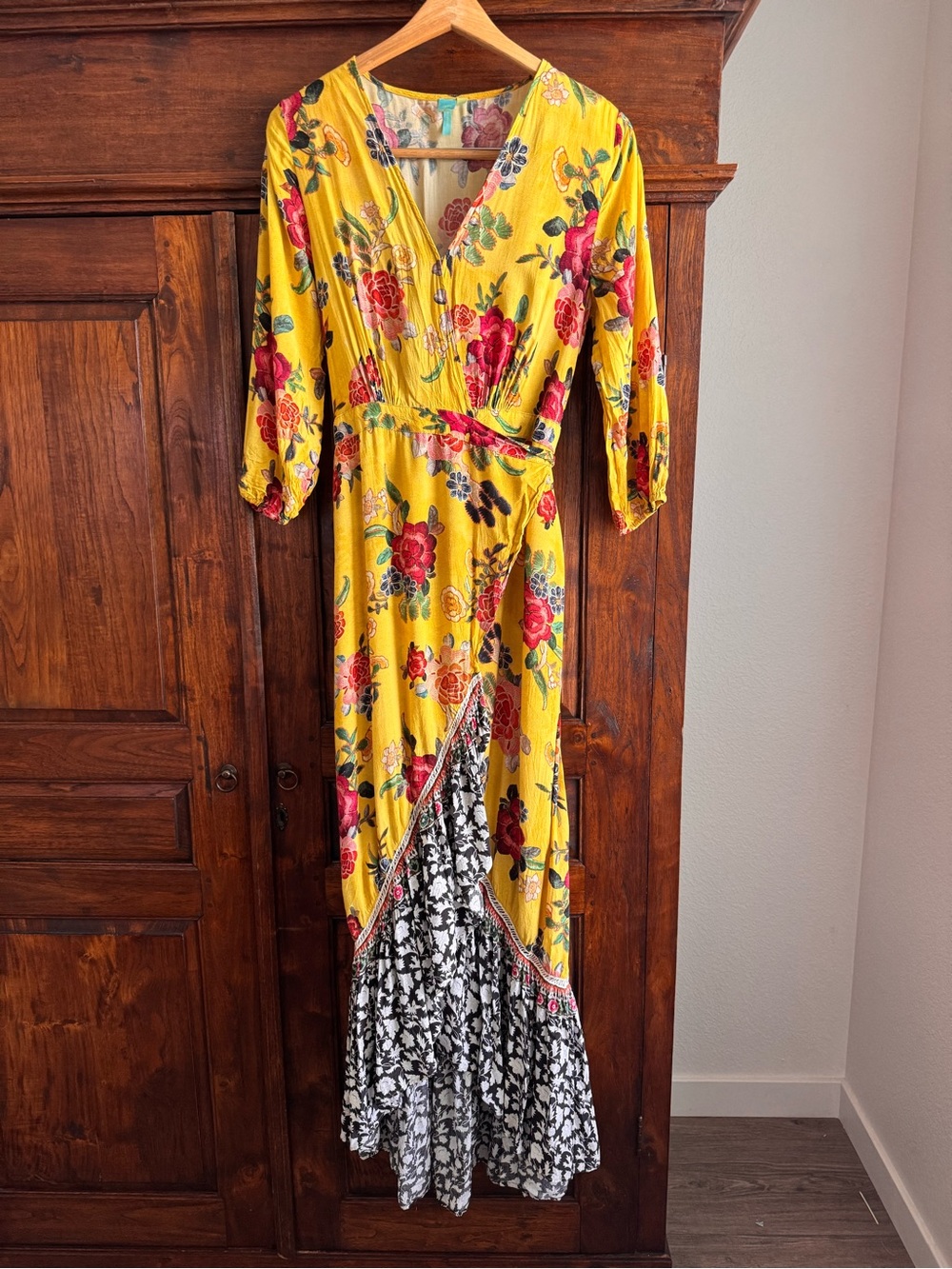 Farm Rio Soigne Maxi Wrap Dress Floral Dress